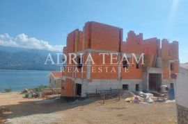 APARTMANI U STAMBENOJ ZGRADI U NOVOGRADNJI, PREKRASAN POGLED, 45 m OD MORA - VINJERAC, Posedarje, Διαμέρισμα