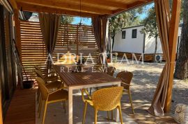 MOBILNA KUĆICA U KAMPU, TIP FAMILY GRAND DE LUXE, KAPACITETA 6 + 2 OSOBE - BIOGRAD NA MORU, Biograd Na Moru, House