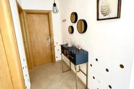 ISTRA, BANJOLE - Atraktivan apartman s vrtom i bazenom, Medulin, Διαμέρισμα