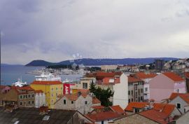 PENTHOUSE Centar Splita novogradnja pogled more!, Split, Appartement