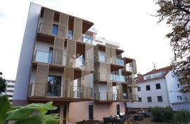 PENTHOUSE Centar Splita novogradnja pogled more!, Split, شقة