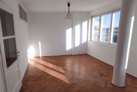 Titulo, Sveta Nedelja, Appartment