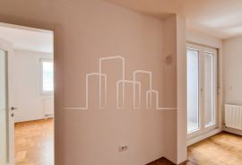 Stan sa dvije spavaće sobe 72m² Novogradnja Pale Prodaja, Apartamento