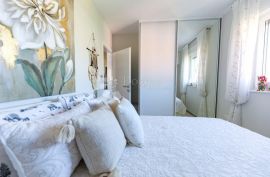 TROGIR NOVOGRADNJA 58M2, Trogir, Apartamento