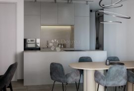 Apartman Čiovo 100m od mora, Trogir, Appartment