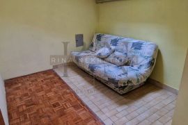 ZAGREB- STENJEVEC-ŠPANSKO-IDEALNO ZA MLADU OBITELJ!!!, Stenjevec, Apartamento