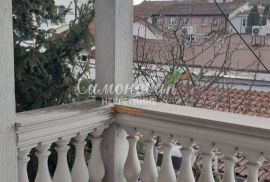 Bežanijska kosa I, Vojvođanka,90m2( 218m2), 3 nivoa, odlična ID#1652, Novi Beograd, House