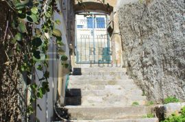 STAN NADOMAK GRADSKE JEZGRE - IZVRSNA INVESTICIJA!, Dubrovnik, Stan