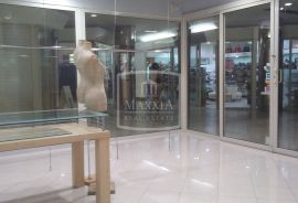 Zadar - City Galleria poslovni prostor 58m2! PRILIKA! 139000€, Zadar, Propiedad comercial
