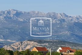 Pridraga - građevinsko zemljište površine 6796m2, 33€/m2!!, Novigrad, Land