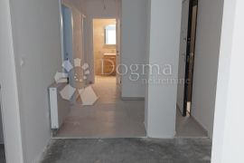 Stan novogradnja, Varaždin, Apartamento