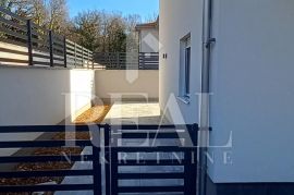 Novogradnja u Kostelju 2S+DB 54 M2 + 80 M2 okućnice. Bez poreza!, Vinodolska Općina, Apartamento