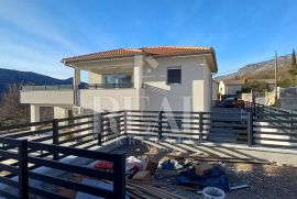 Novogradnja u Kostelju 3S+DB 82 M2 + 68 M2 terase. Bez poreza!, Vinodolska Općina, Flat