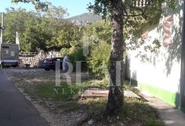 Prodaja kuće 5 km od centra Crikvenice  P+1  200 M2, Vinodolska Općina, Дом