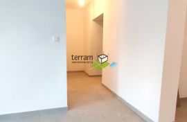 Istra, Fažana dvosoban stan u suterenu 76,08m2 s okućnicom 30m2, #prodaja, Fažana, Apartamento