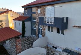 OTOK RAB, BARBAT - Stan u prizemlju s parkingom i zajedničkim bazenom, Rab, Appartement