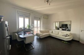 Stan s garažom nadomak plaže na Kantridi, Rijeka, Appartement