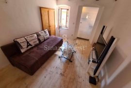 CRES - STARI GRAD, stan blizu mora od 122 m2, Cres, شقة