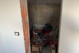 RIJEKA, MARINIĆI - 2 stana u novogradnji s pogledom na more + okućnica!!! PRILIKA!!!, Viškovo, Apartamento