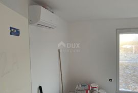 RIJEKA, MARINIĆI - 2 stana u novogradnji s pogledom na more + okućnica!!! PRILIKA!!!, Viškovo, Apartamento