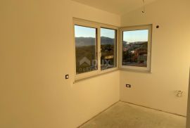 RIJEKA, MARINIĆI - 2 stana u novogradnji s pogledom na more + okućnica!!! PRILIKA!!!, Viškovo, Apartamento