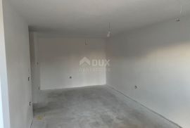 RIJEKA, MARINIĆI - 2 stana u novogradnji s pogledom na more + okućnica!!! PRILIKA!!!, Viškovo, Apartamento