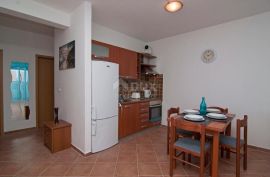 ISTRA, PEROJ - 2SS+DB apartman nadomak centra i plaža s pogledom na more, Vodnjan, Daire