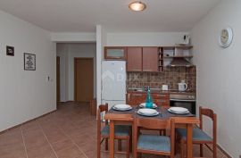 ISTRA, PEROJ - 2SS+DB apartman nadomak centra i plaža s pogledom na more, Vodnjan, Appartamento