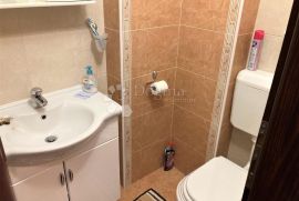 PRILIKA!! STAN SA POGLEDOM, 600M OD MORA, Novigrad, Appartment