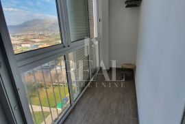 Renovirani dvosoban stan u Splitu, predio Kocunar!!!, Split, Appartement