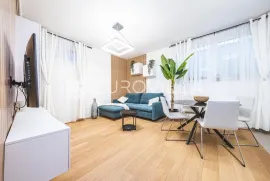 Zagreb, Kajzerica moderan trosoban stan 55m NKP, parking PRVI NAJAM, Zagreb, Appartment