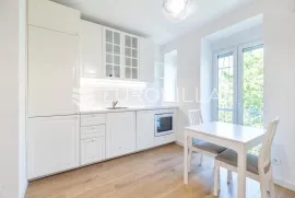 Zagreb, Kvatrić, novouređen trosoban stan 66 m2, Zagreb, Wohnung