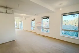 Pula, Veli vrh, novogradnja, penthouse 118m2, Pula, Appartamento