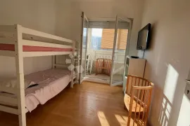 Mlinovi 80 m², 3-sobni, terasa 40m², vanjski parking i garažno mjesto, Zagreb, Διαμέρισμα