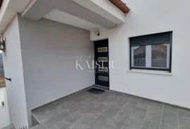 Bribir - stan, novogradnja, 3S+DB sa pogledom na more, Vinodolska Općina, Appartement