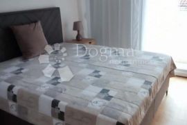 PREDIVAN DVOSOBAN STAN NA BORIKU, Zadar, Wohnung