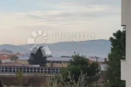 PREDIVAN DVOSOBAN STAN NA BORIKU, Zadar, Διαμέρισμα