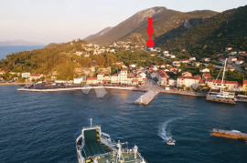 PELJEŠAC, KUĆA S VELIKIM VRTOM I POGLEDOM NA MORE, Trpanj, Kuća