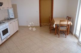 Kuća sa 6 apartman STARIGRAD PAKLENICA, Starigrad, بيت