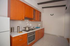 Apartmanska kuća s pogledom na more, Medulin, بيت