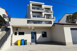 MARTINKOVAC, RIJEKA - Samostojeća kuća novije gradnje s panoramskim pogledom, Rijeka, بيت
