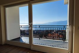 RIJEKA, MARTINKOVAC - 3S+DB sa 7 balkona i panoramskim pogledom na more, Rijeka, Appartment