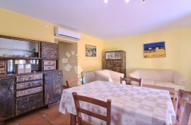 Poreč, simpaticni rustikalni stan  nadomak centra, Poreč, Apartamento