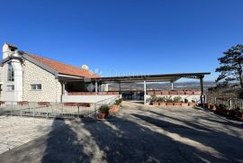 Hotel u srcu Istre s prekrasnim pogledom na prirodu, Pazin, Εμπορικά ακίνητα