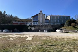 Hotel u srcu Istre s prekrasnim pogledom na prirodu, Pazin, Коммерческая недвижимость