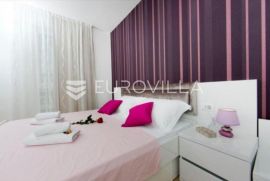 Split, Duilovo - moderan stan s pogledom na more, Split, Apartamento