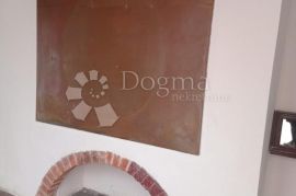 Poslovni prostor s velikom potencijalom, Donji Grad, Propriedade comercial