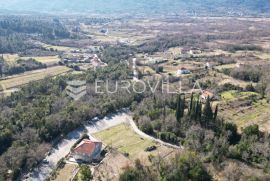 Konavle – zemljište 904 m2 s građevinskom dozvolom za kuću s bazenom, Konavle, Terrain