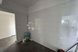 Adaptirani restoran s pogledom na Brijune, Vodnjan, Commercial property