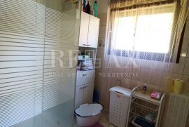 CRIKVENICA, DRAMALJ - Kuća s velikim potencijalom udaljena 150 m od mora, Crikvenica, House